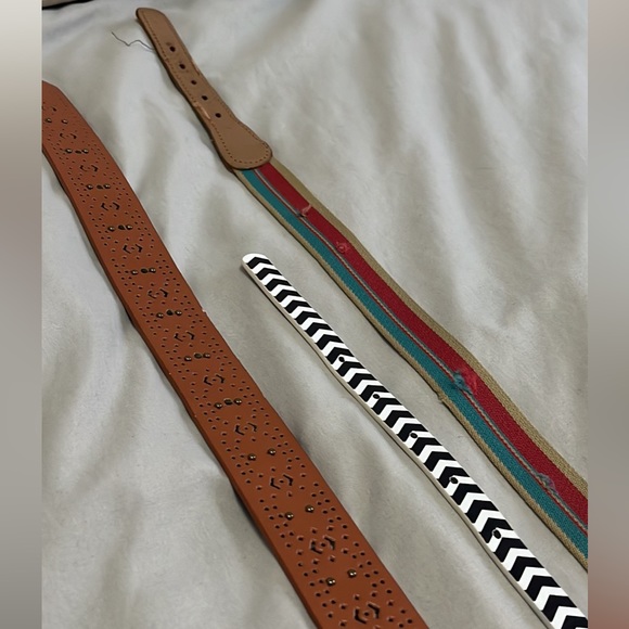 Belts - Picture 2 of 3
